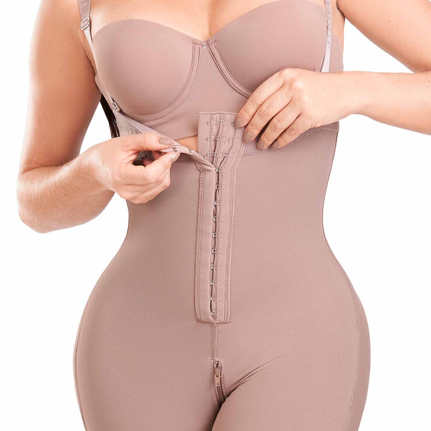 Faja Colombiana Ann Chery 1103 Moldeadora y Reductora Strapless Glúteo Invisible